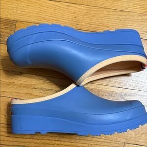 Hunter Pink Slip-On Clogs with Padded Trim